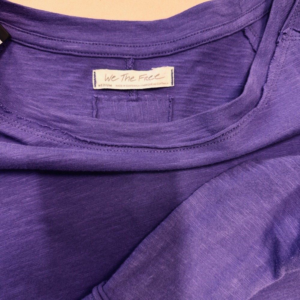 Free People We The Free Purple Knit Long Sleeve Tee Thumbholes Size M Casual EUC - Picture 2 of 10